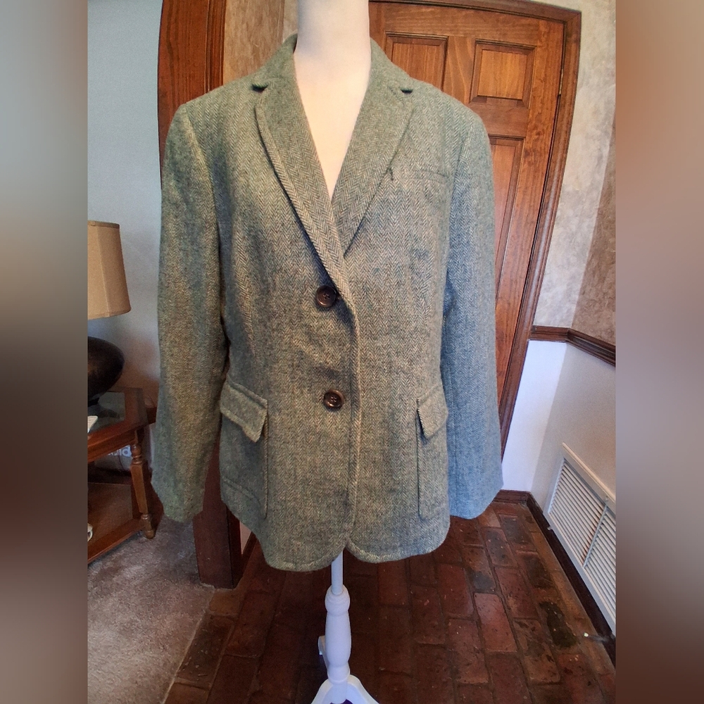 Talbots Women's Classic Green Wool Blend Blazer.